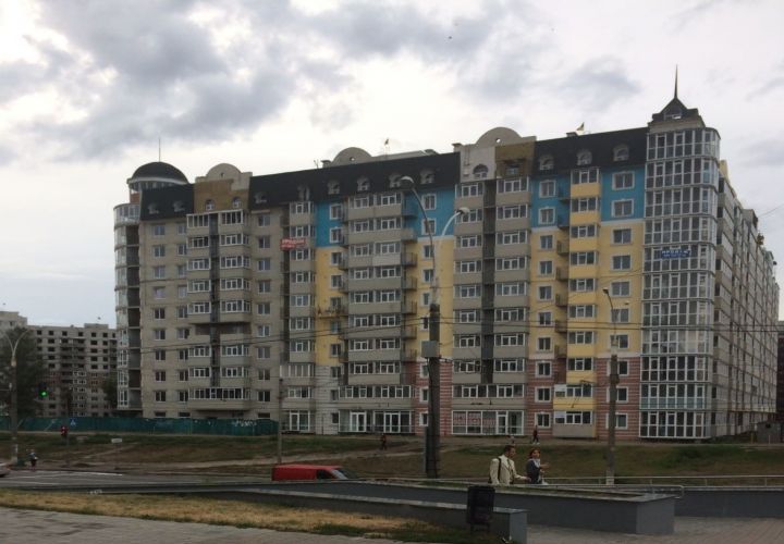 Architettura sovietica. Cantiniere tra i colbacchi