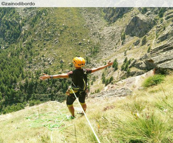 L'arrampicata. Zaino di bordo Claudio Bastrentaz 