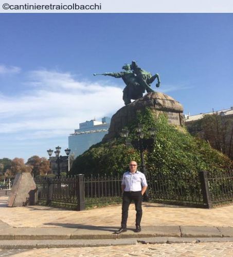 Tour a Kiev - Cantiniere tra i colbacchi 