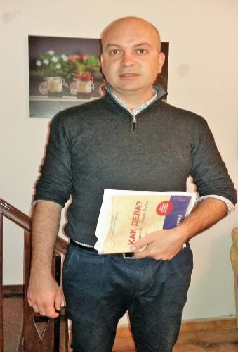 A lezione di russo - Cantiniere tra i colbacchi -