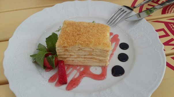 Napoleon Cake simbolo della pasticceria sovietica