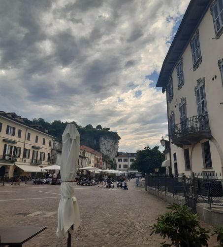 Cartoline da Arona - lago Maggiore e Concerts da Stresa