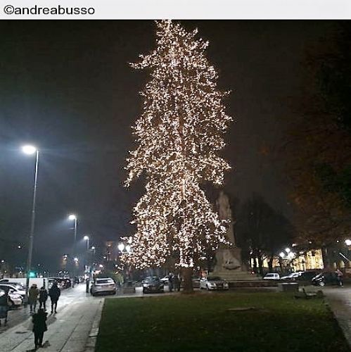 Luminarie natalizie a Bergamo