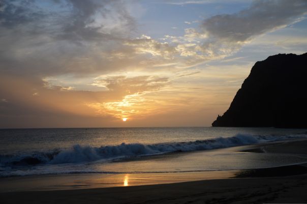 A Capo Verde si legge www.luxuryfoodandjob.com